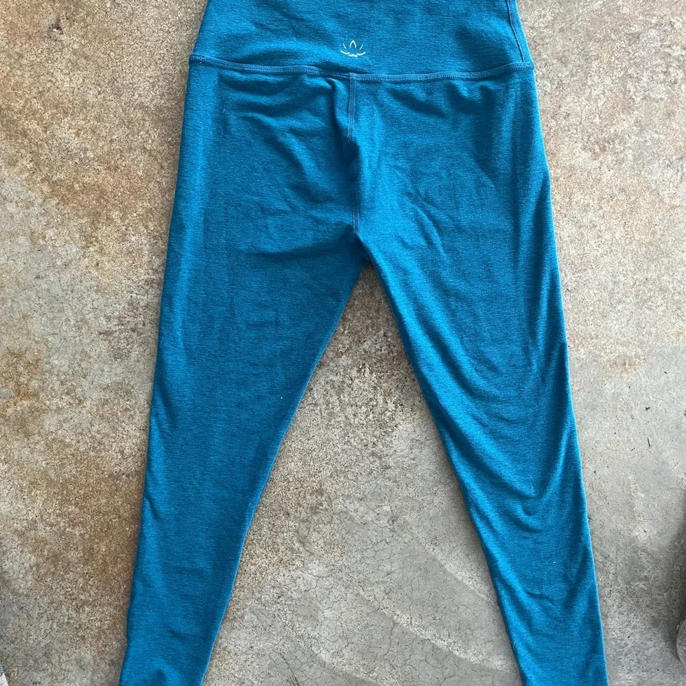 Spacedye Caught In The Midi High Waisted Legging - Picture 6 of 6